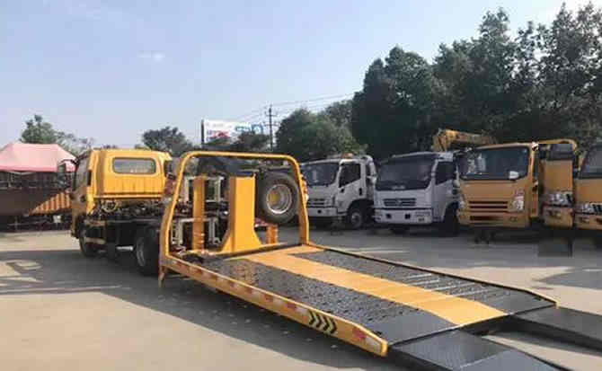 西充汽车中途维修案例